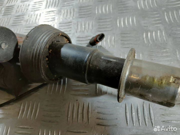 Амортизатор передний Mercedes-Benz E-Класс