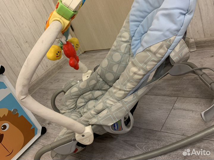 Шезлонг детский chicco