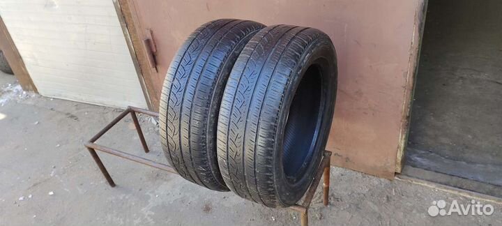 Nitto NT421Q 215/60 R17