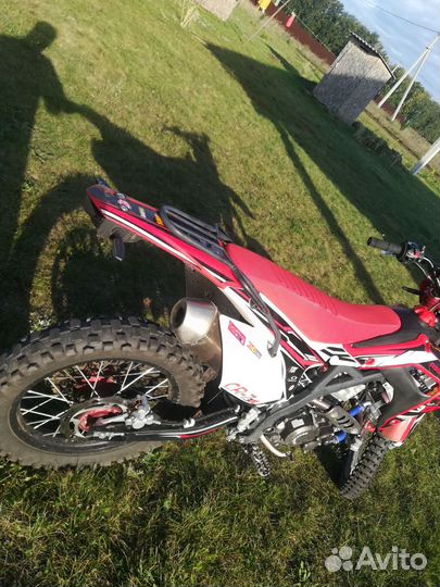 Эндуро мотоцикл CRZ-300