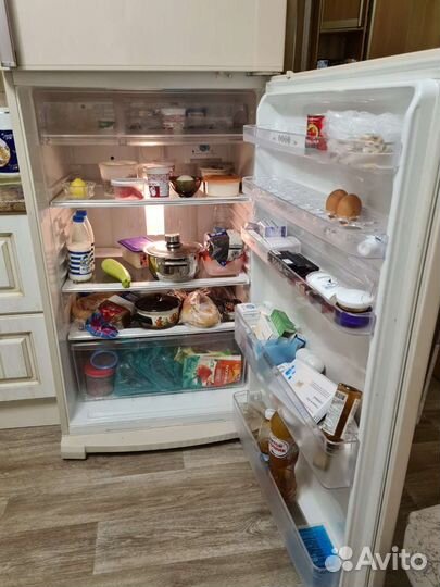 Холодильник Sharp