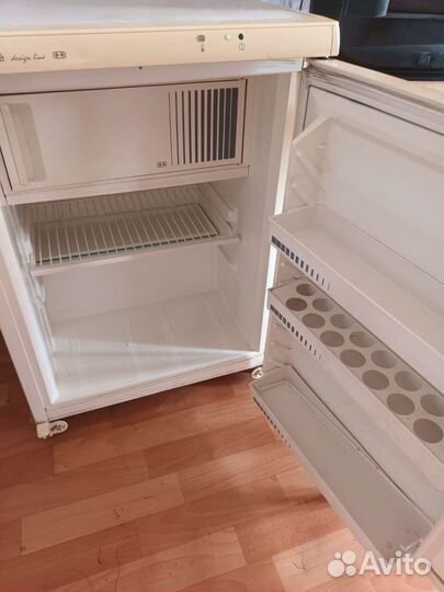 Холодильник бу маленький