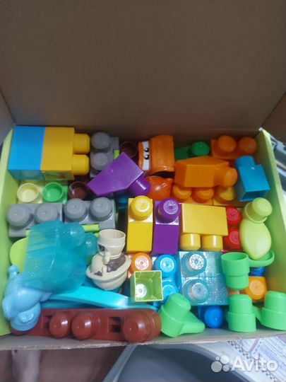 Lego duplo (mega blocks)