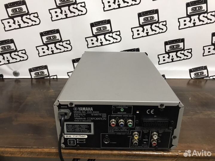 DVD дека yamaha DVD-E600