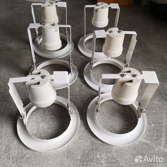 Точечные светильники с керамическим цоколем Е27