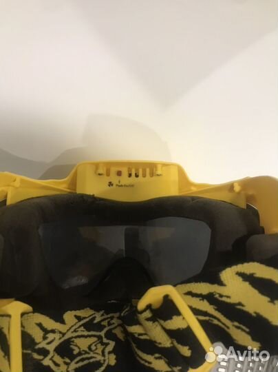 Горнолыжный шлем