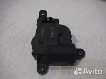 Моторчик заслонки печки 04734984AC