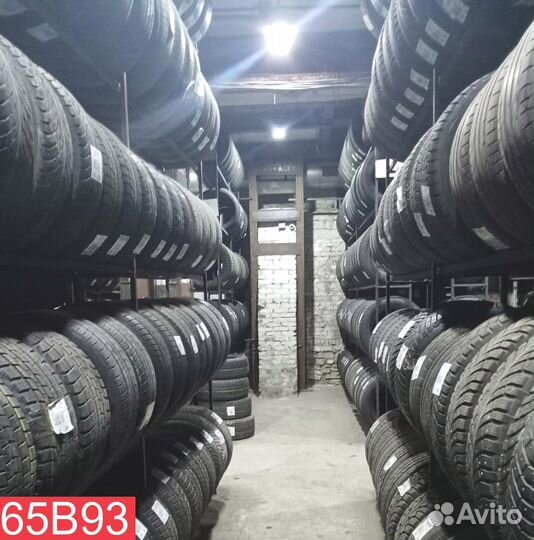 Hankook Winter I'Pike W409 205/65 R16 94Q
