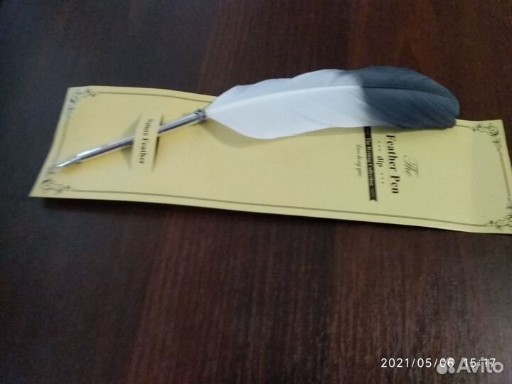 Сувенир- ручка- перо