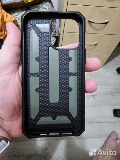 Чехол на iPhone 14 pro max uag