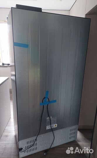 Холодильник двухкамерный новый