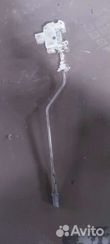 Замок лючка бензобака на Volkswagen Passat B6