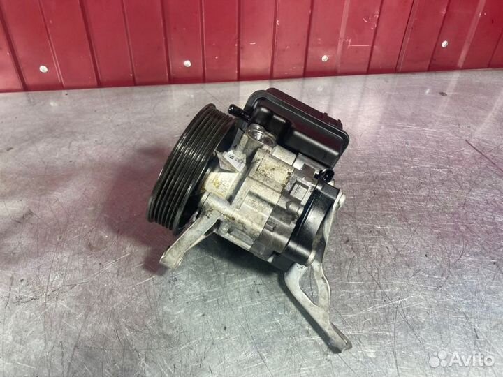 Насос гидроусилителя руля Mercedes E-Class W212