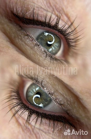 Перманентный макияж, оформление бровей