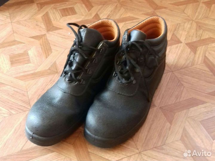 Спецботинки
