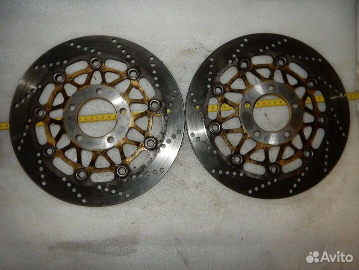 Тормозной диск на suzuki rf400 №142