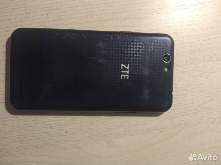 Телефон ZTE Blade 465A