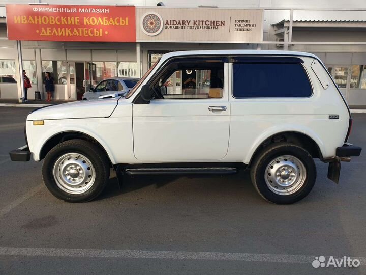 LADA 4x4 (Нива) 1.7 МТ, 2010, 70 000 км