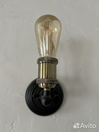 Настенный светильник бра