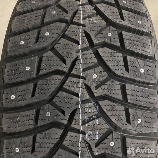 Bridgestone Blizzak Spike-02 SUV 225/60 R17 103T