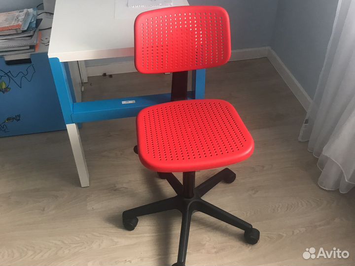 Детский компьютерный стул IKEA