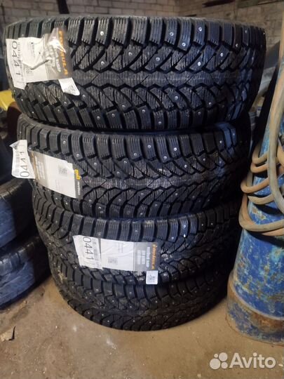 Комплект зимних колес r17