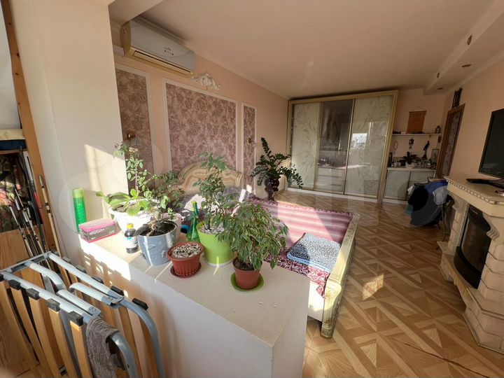 2-к. квартира, 57 м², 7/10 эт.