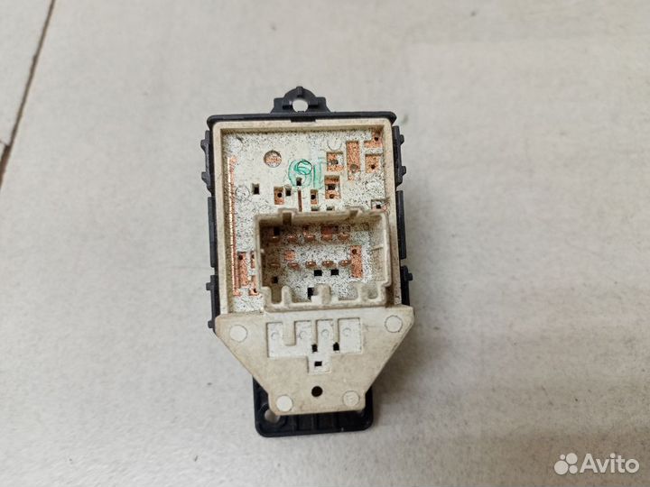 Блок управления зеркалами