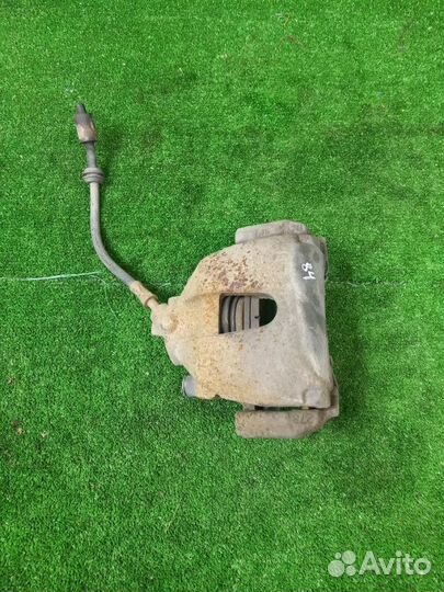 Суппорт тормозной передний левый Ford Focus DA3