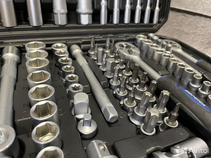 Набор инструментов новый