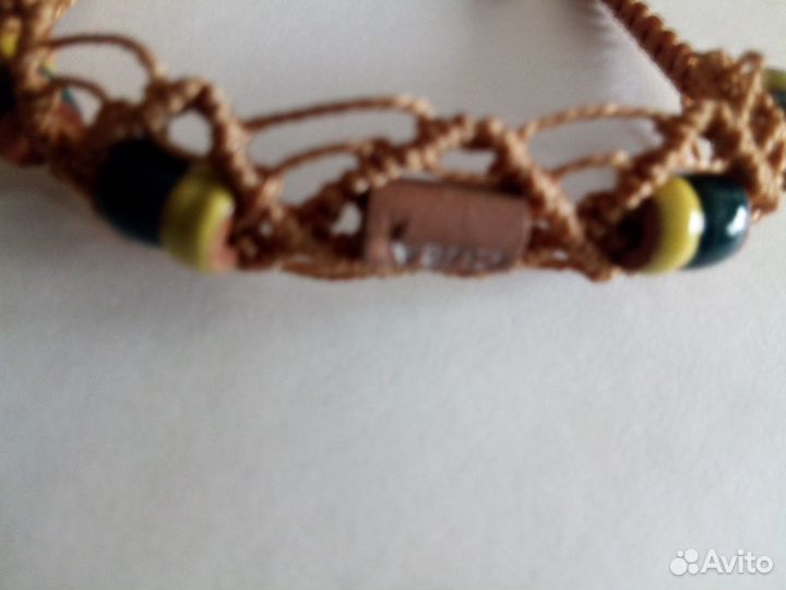 Плетеный браслет с инкрустацией