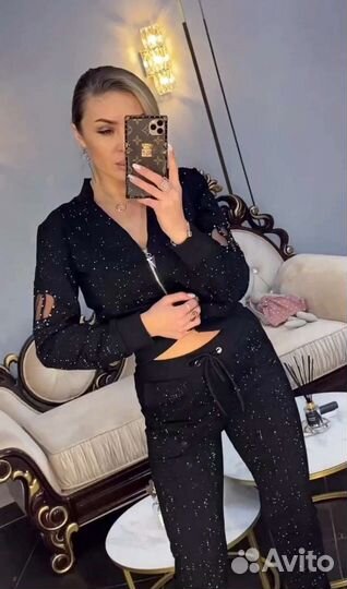 Костюм спортивный люкс стразы Турция корона