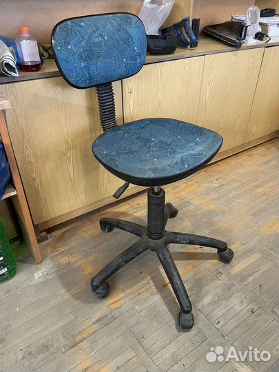 Компьютерное кресло