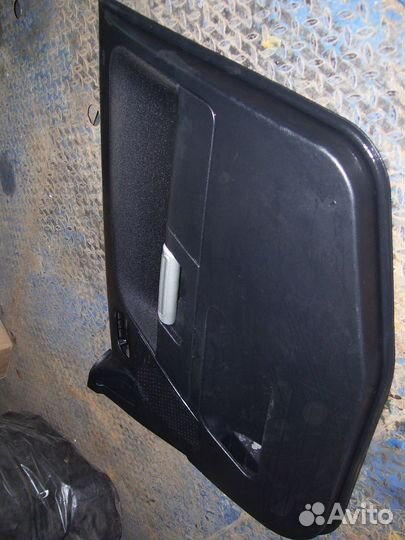 Форд фьюжен обшивка двери