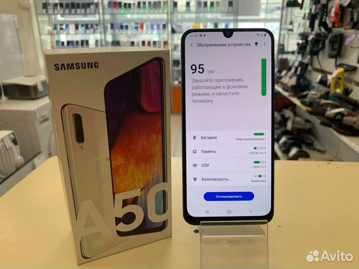 Samsung Galaxy A50, 4/64 ГБ