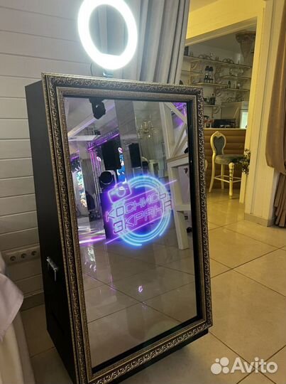 Селфи зеркало, моментальное фото