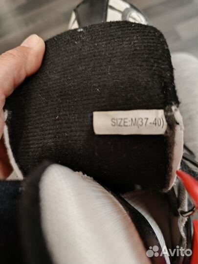 Роликовые коньки