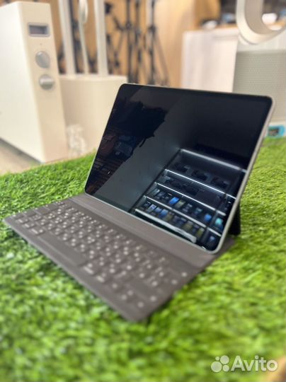 iPad pro 12. 9 (6-gen) wifi+cellular 256gb