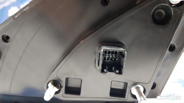 Правое зеркало на Hyundai Creta 87620C9070