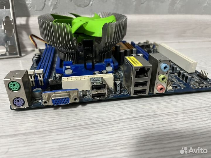 Материнская плата AM3+ с процессором