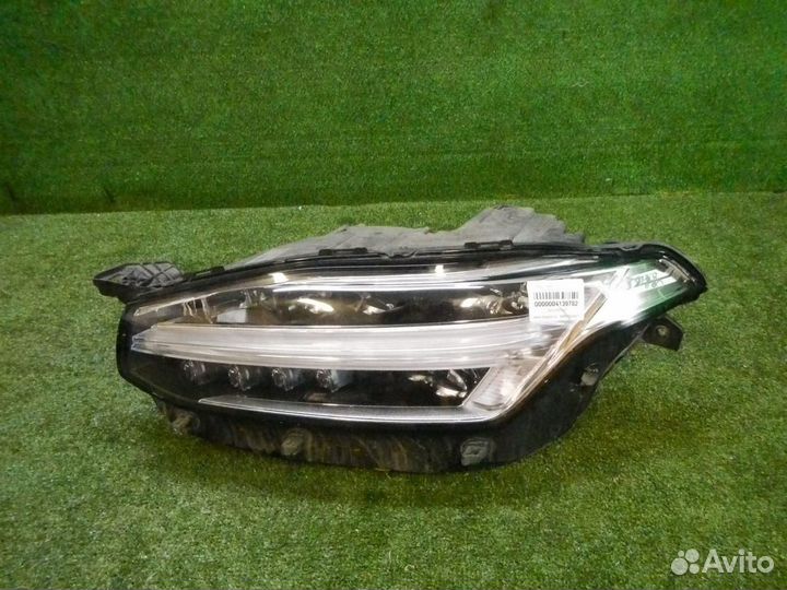 Фара левая Volvo XC90