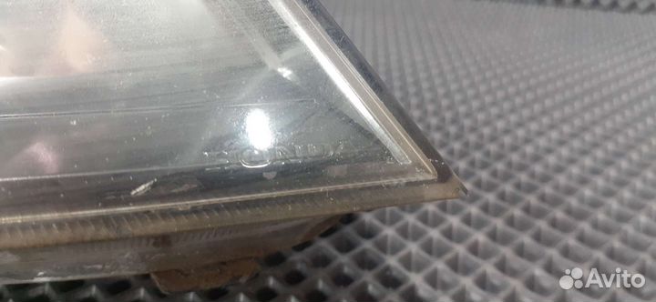 Передняя правая фара на Honda Civic 5d