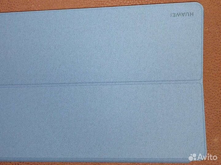 Чехол новый на планшет huawei 10.4