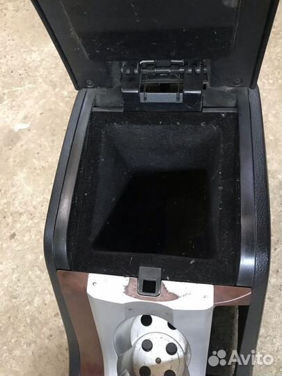 Подлокотник SsangYong Rexton 1 механика