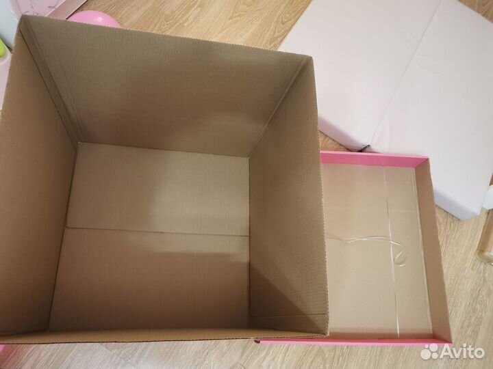Большая подарочная коробка сюрприз розовая, 60х60