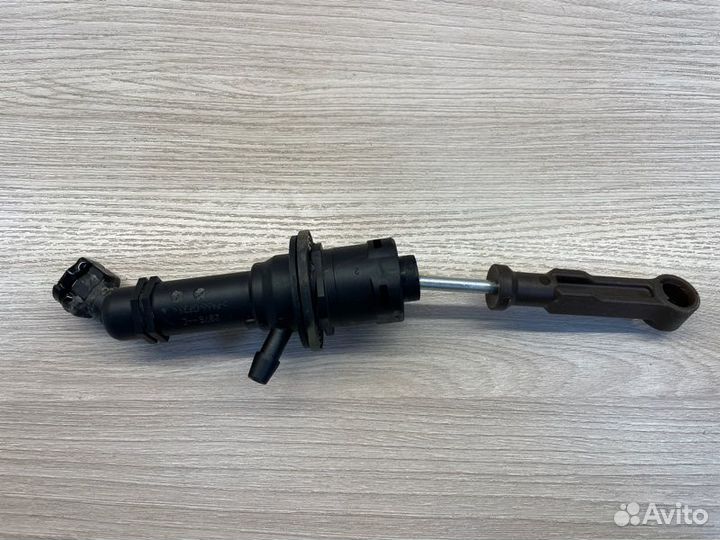 Главный цилиндр сцепления LADA X-Ray