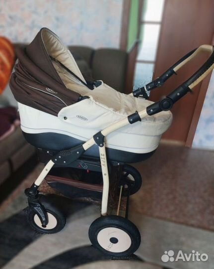 Коляска 3 в 1 Verdi Zipy