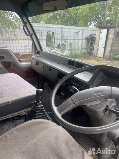 Mitsubishi Fuso Canter бортовой, 1991