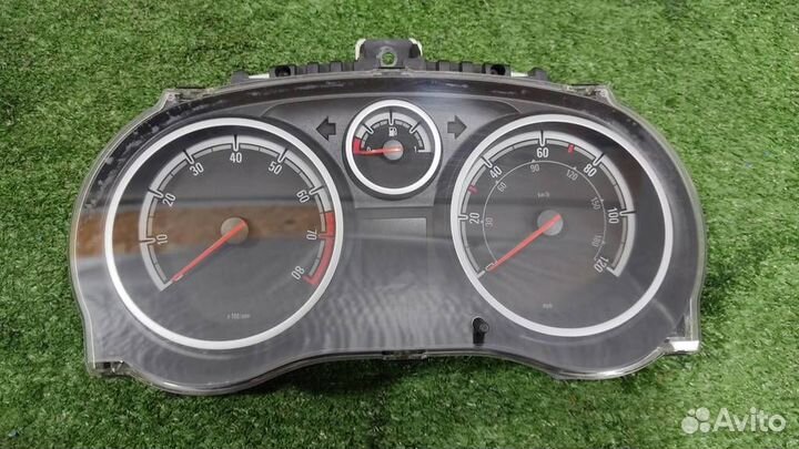 Приборная панель Opel Corsa D 2011