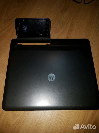 Смартфон/планшет 2 в 1 motorola atrix 4G (MB860)